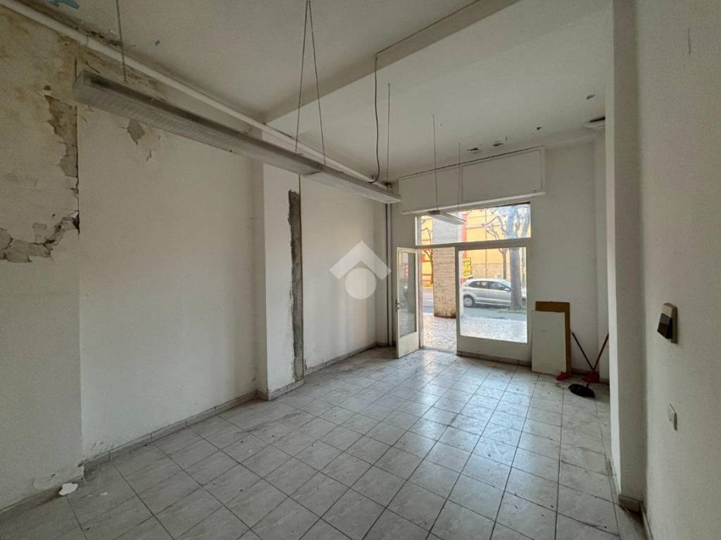 negozio in affitto a La Spezia in zona Centro Storico