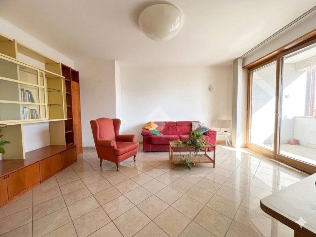 appartamento in affitto a La Spezia in zona Canaletto / Buonviaggio / Migliarina