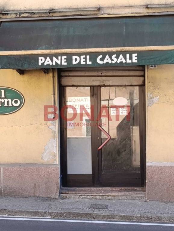 negozio in affitto a La Spezia in zona Chiappa