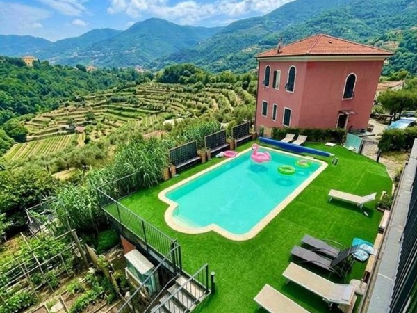casa indipendente in affitto a La Spezia in zona Chiappa