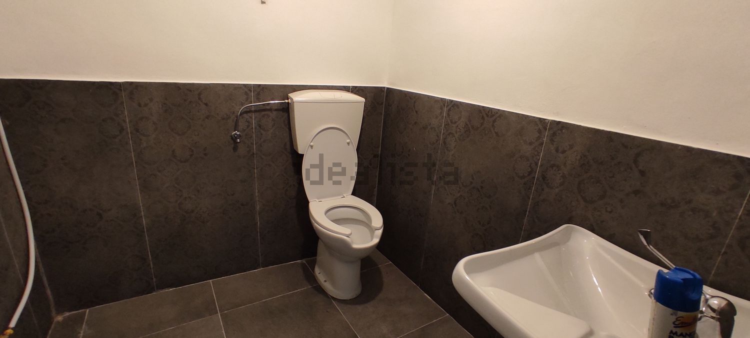 locale di sgombero in affitto a La Spezia in zona Centro Storico