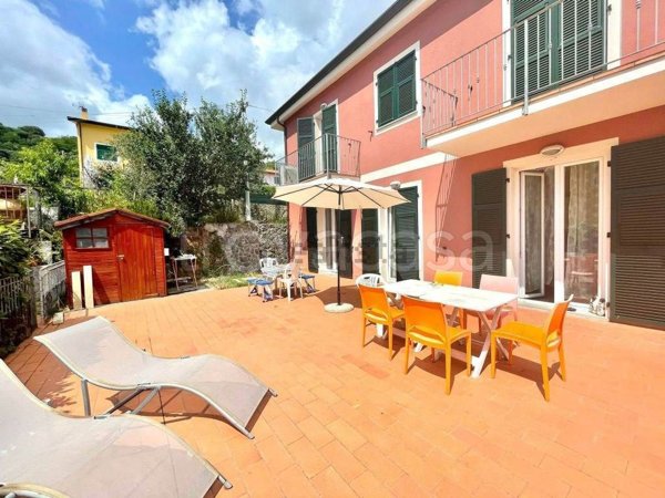 casa indipendente in affitto a La Spezia in zona Chiappa