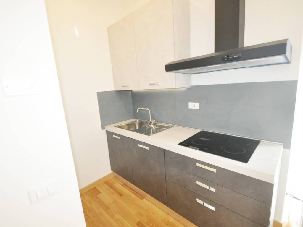 appartamento in affitto a La Spezia in zona Canaletto / Buonviaggio / Migliarina