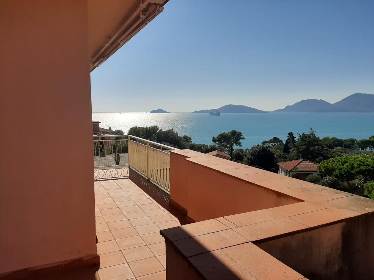 appartamento in affitto a Lerici in zona Tellaro