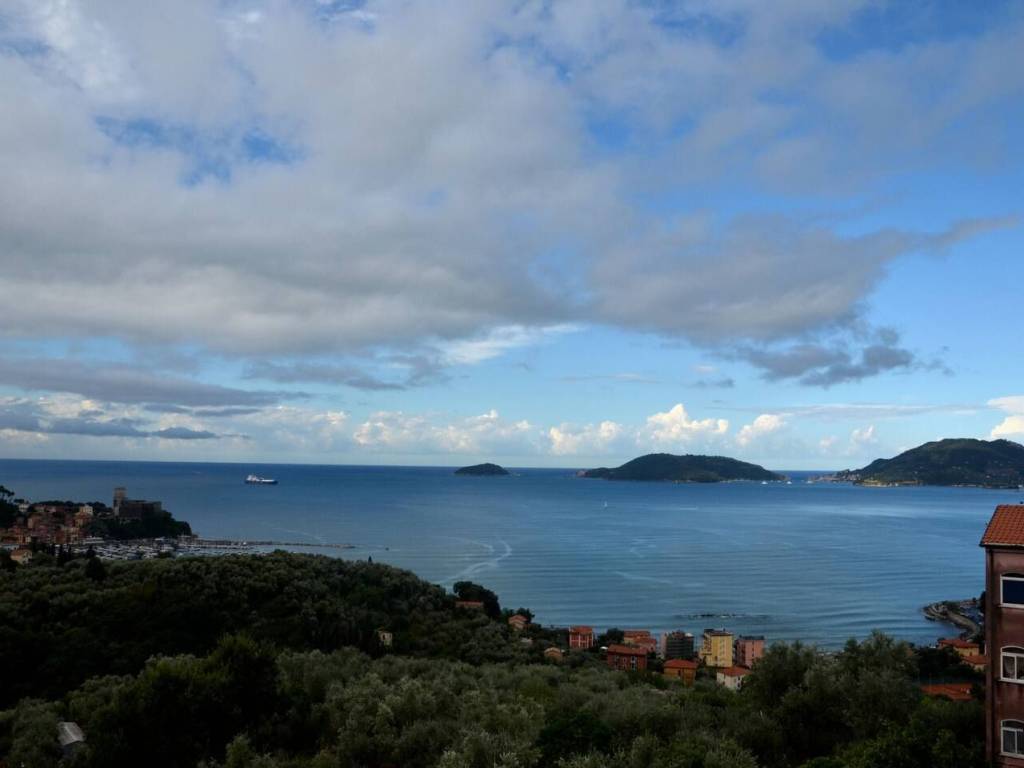appartamento in affitto a Lerici in zona Pugliola