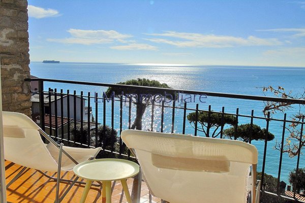 appartamento in affitto a Lerici in zona Tellaro