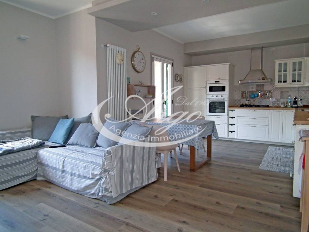 appartamento in affitto a Lerici