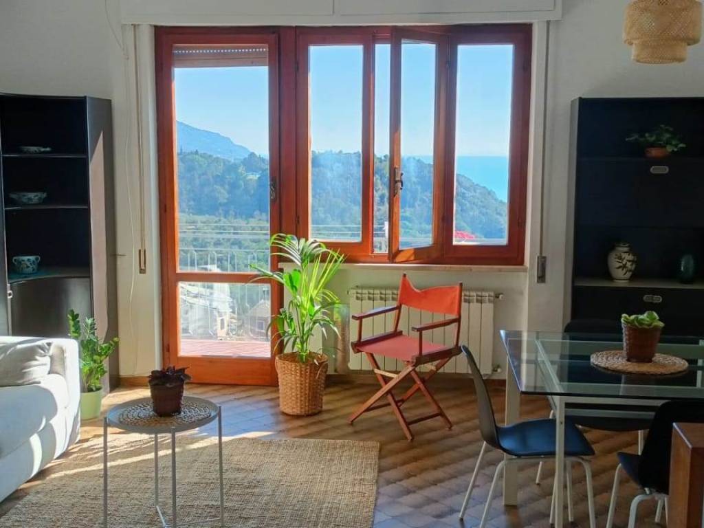 appartamento in affitto a Lerici in zona San Terenzo