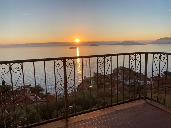 appartamento in affitto a Lerici in zona Tellaro
