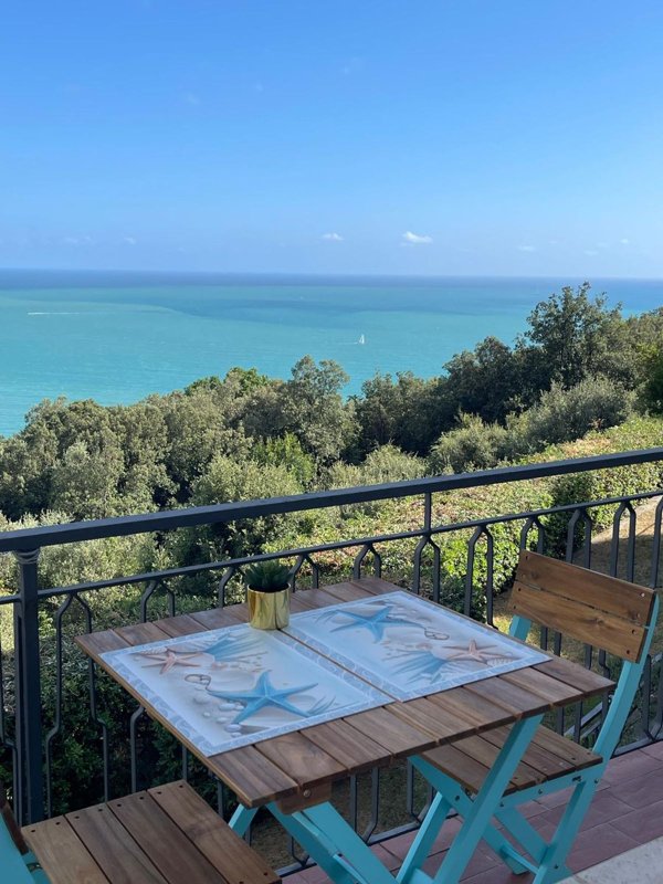 appartamento in affitto a Lerici in zona San Terenzo