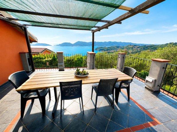 casale in affitto a Lerici in zona La Serra