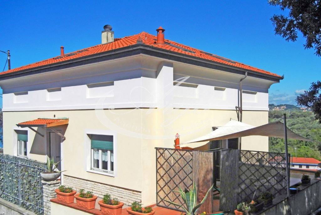 appartamento in affitto a Lerici in zona Muggiano