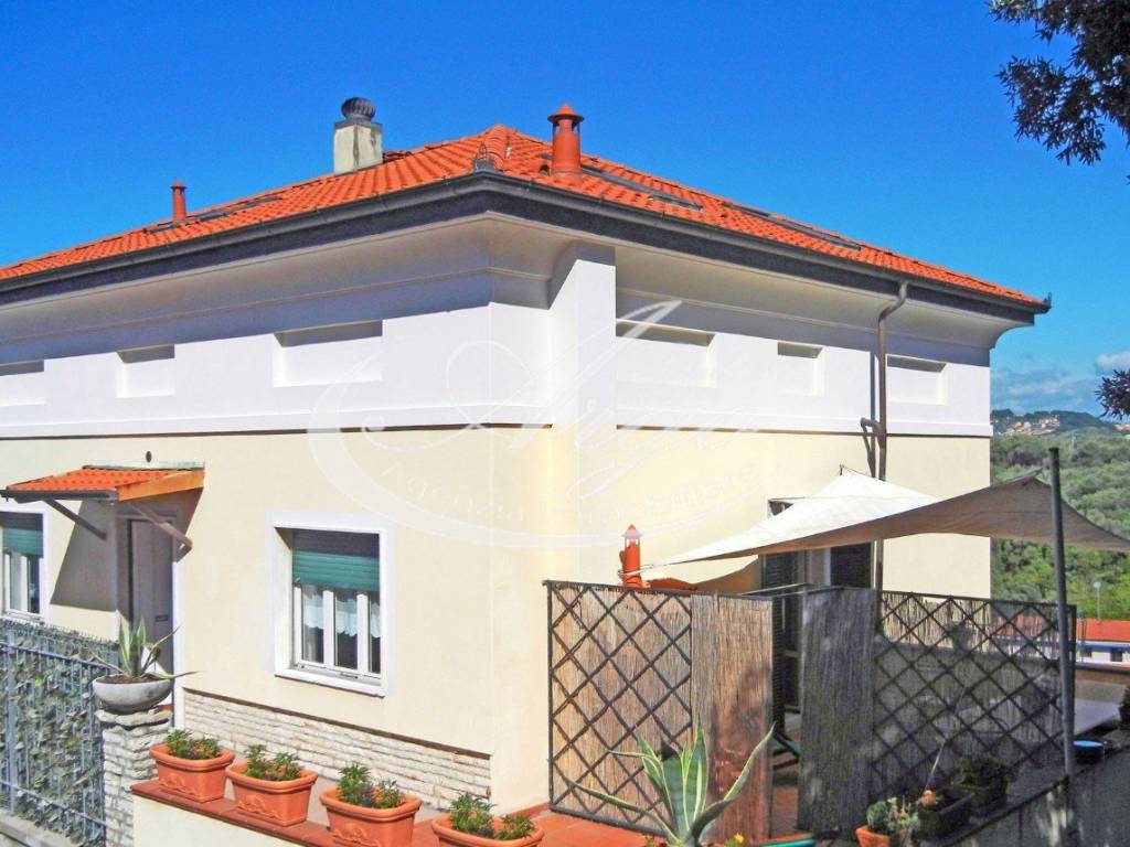 appartamento in affitto a Lerici in zona Muggiano