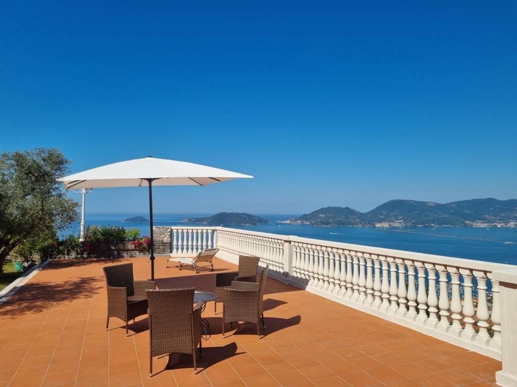 appartamento in affitto a Lerici in zona La Serra