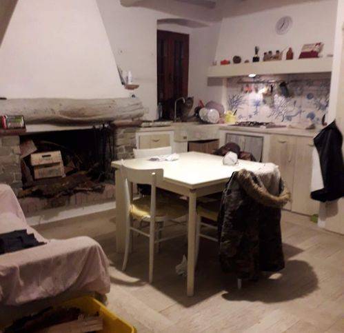 casa indipendente in affitto a Luni in zona Casano