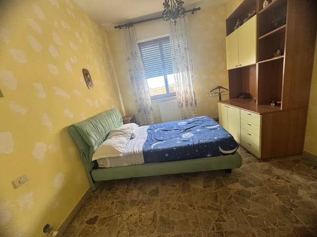 appartamento in affitto a Luni in zona Casano