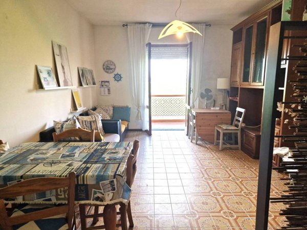 appartamento in affitto a Luni