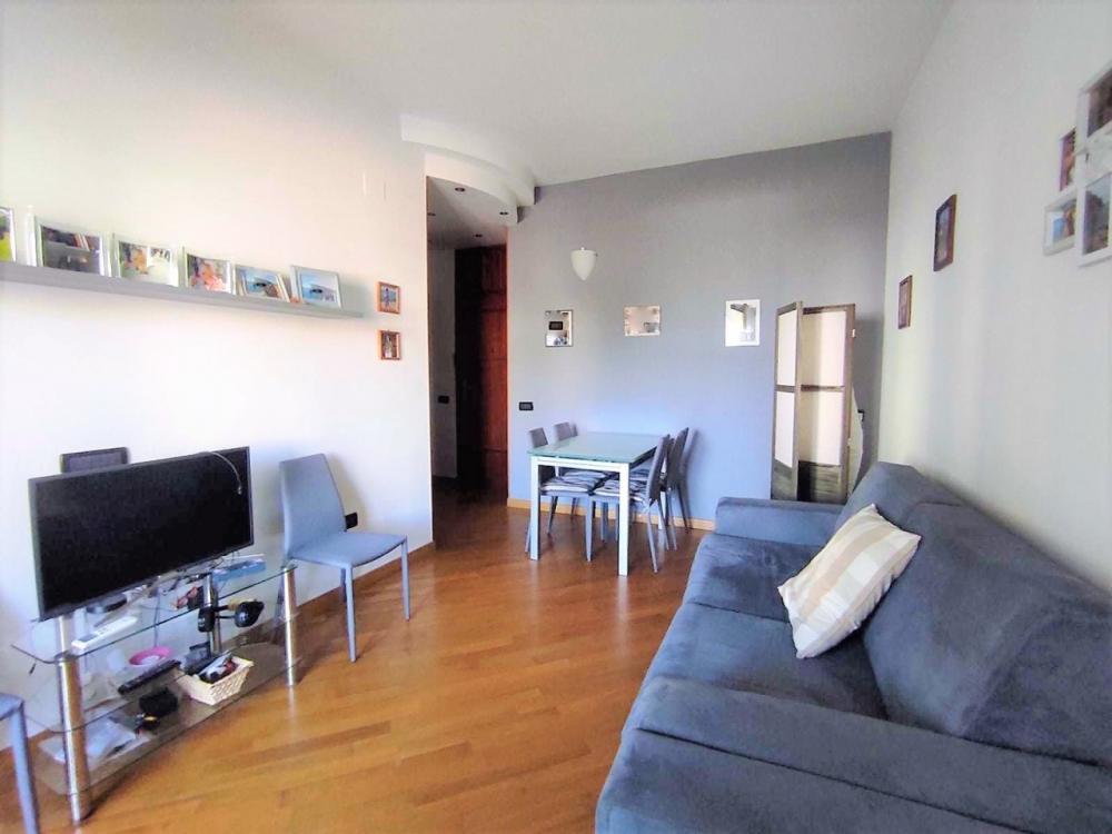 appartamento in affitto a Luni