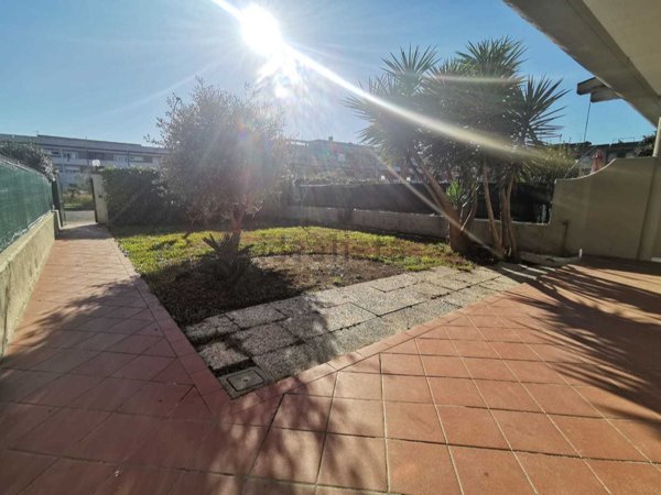 appartamento in affitto a Luni