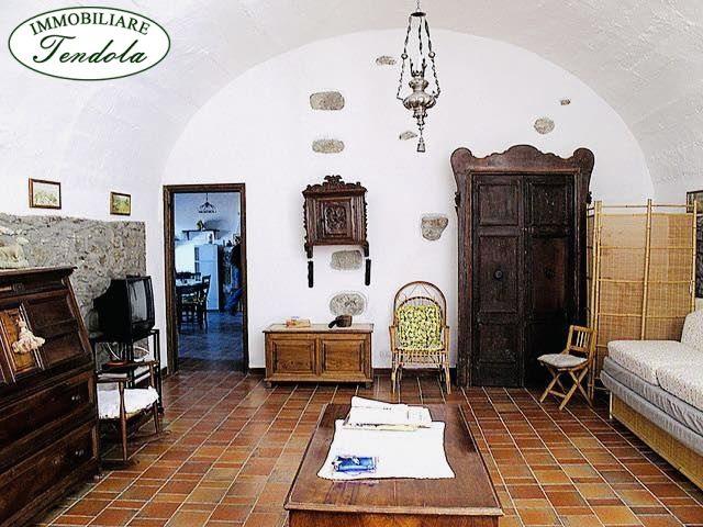 appartamento in affitto a Luni in zona Nicola