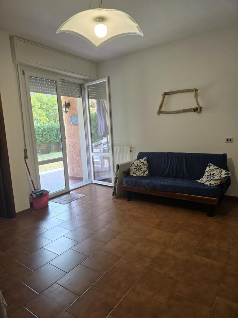 appartamento in affitto a Luni