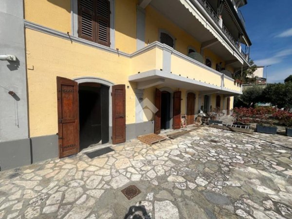 trivano in affitto a Portovenere