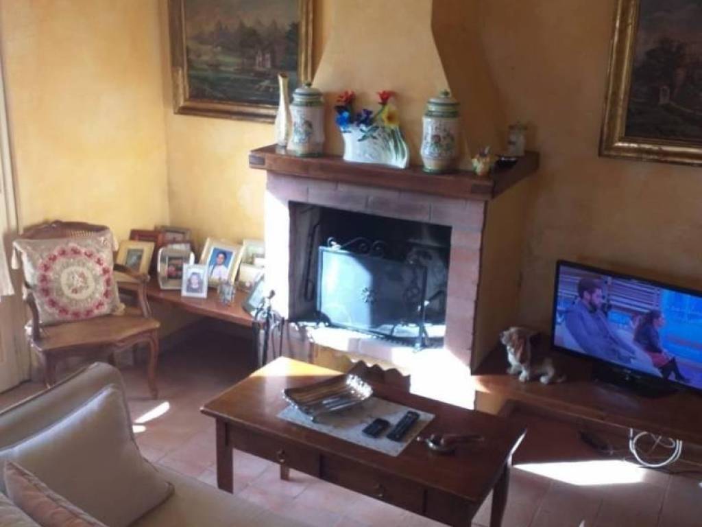casa indipendente in affitto a Santo Stefano di Magra in zona Ponzano Magra