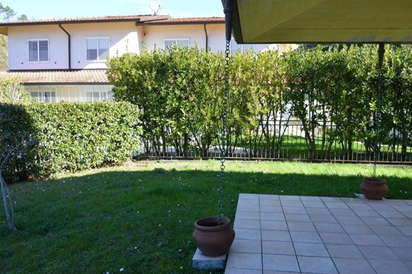 casa indipendente in affitto a Santo Stefano di Magra