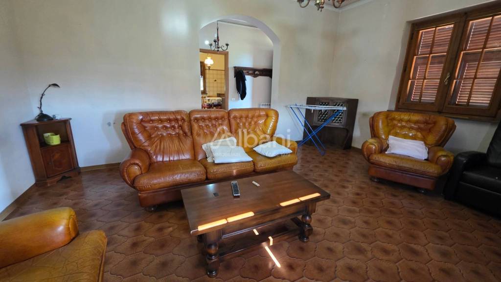 casa indipendente in affitto a Santo Stefano di Magra