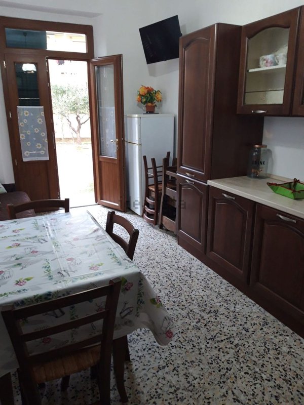 casa indipendente in affitto a Santo Stefano di Magra