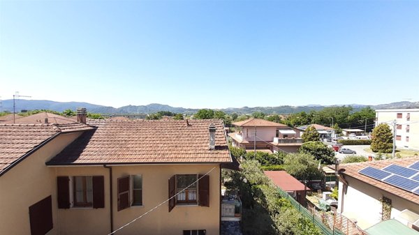 appartamento in affitto a Santo Stefano di Magra in zona Ponzano Magra
