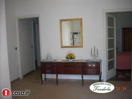 casa indipendente in affitto a Sarzana