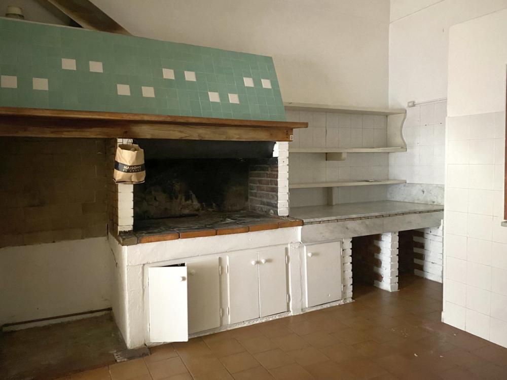 negozio in affitto a Sarzana