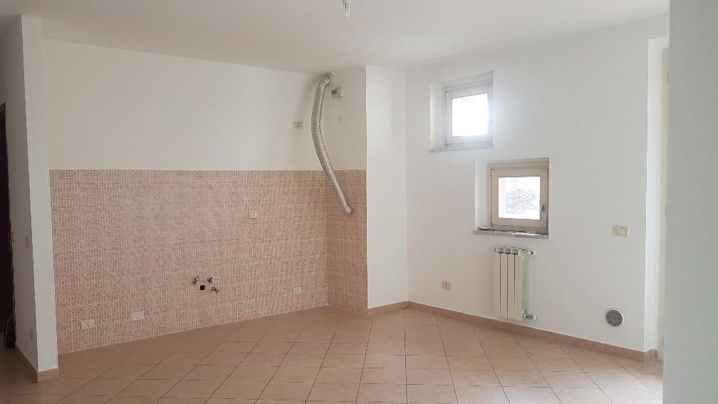 appartamento in affitto a Sarzana