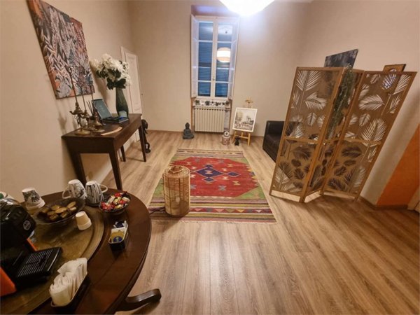 negozio in affitto a Sarzana