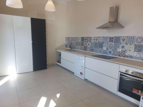 appartamento in affitto a Sarzana