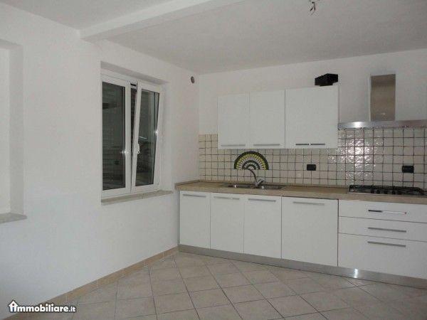 appartamento in vendita a Sarzana