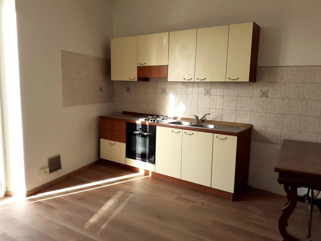 appartamento in affitto a Sarzana