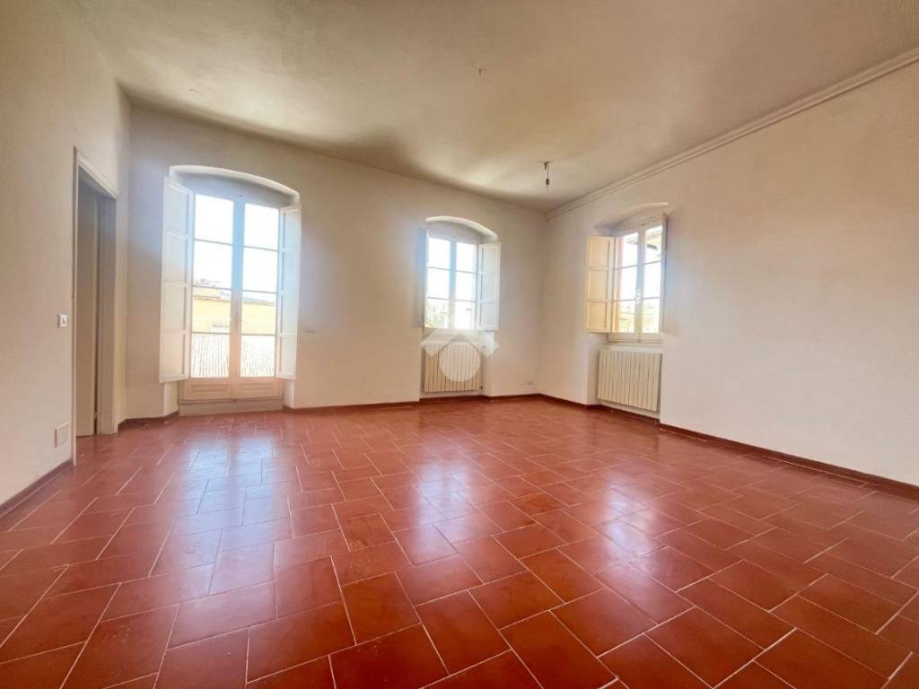 appartamento in affitto a Sarzana