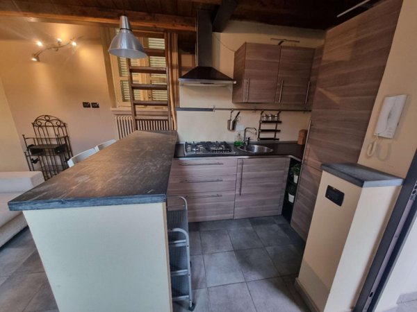 casa indipendente in affitto a Sarzana