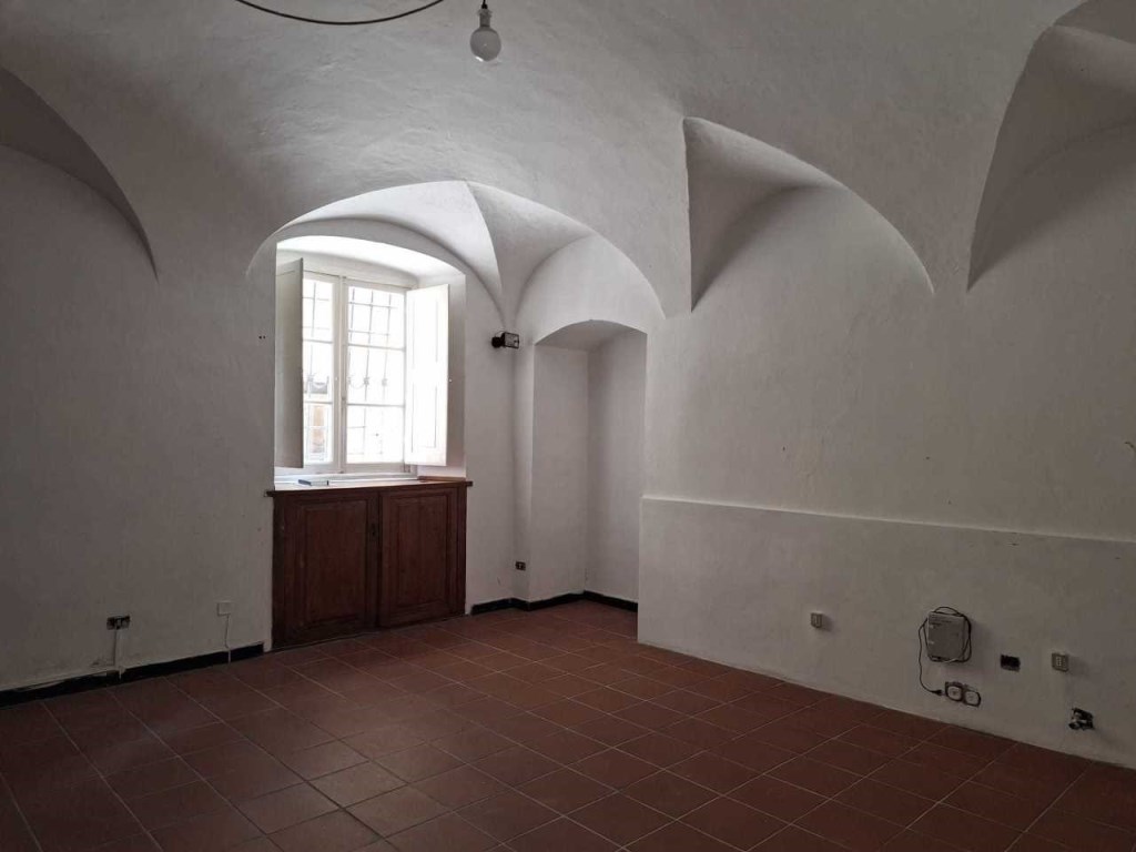 appartamento in affitto a Sarzana