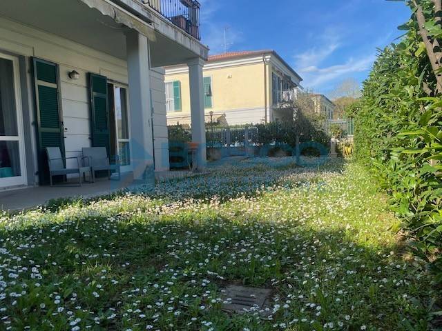 appartamento in affitto a Sarzana