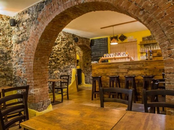 negozio in affitto a Sarzana