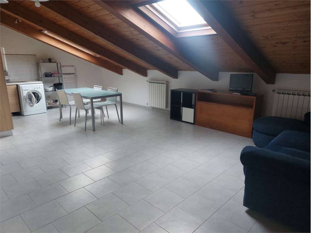 appartamento in affitto a Sarzana