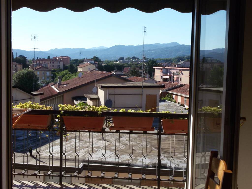 appartamento in affitto a Sarzana