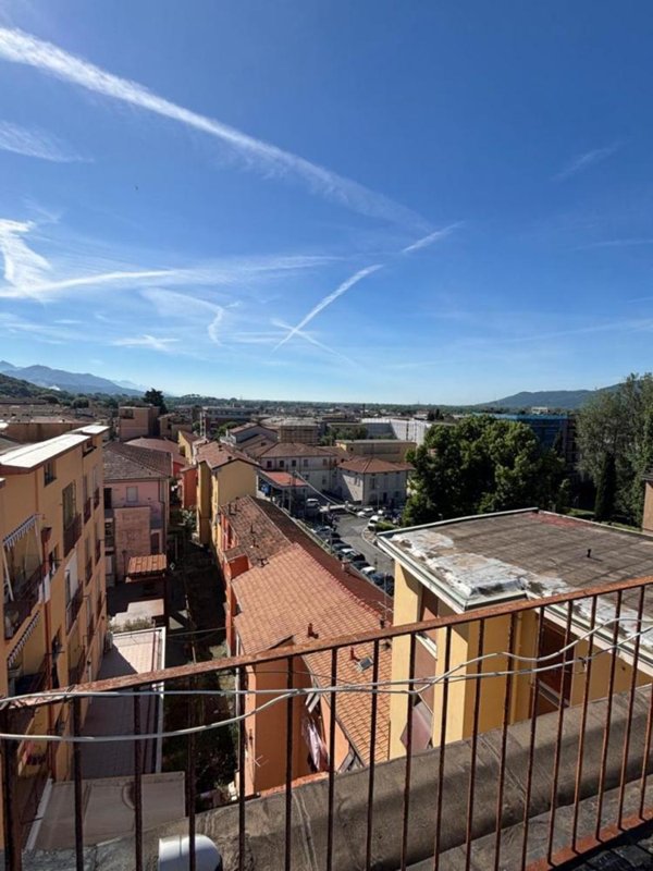 appartamento in affitto a Sarzana