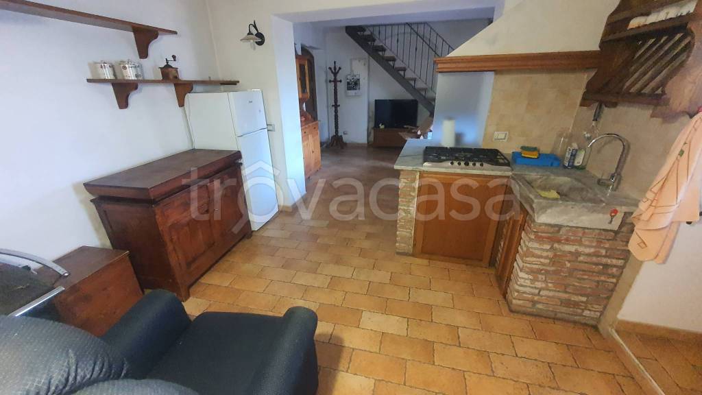 casa indipendente in affitto a Sarzana