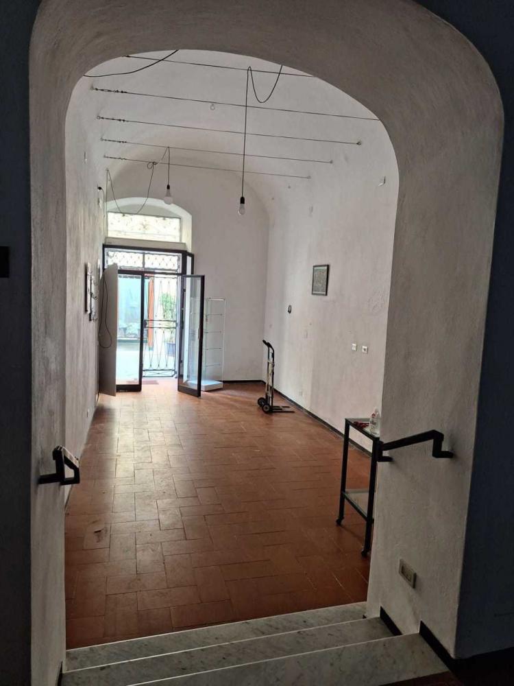locale di sgombero in affitto a Sarzana