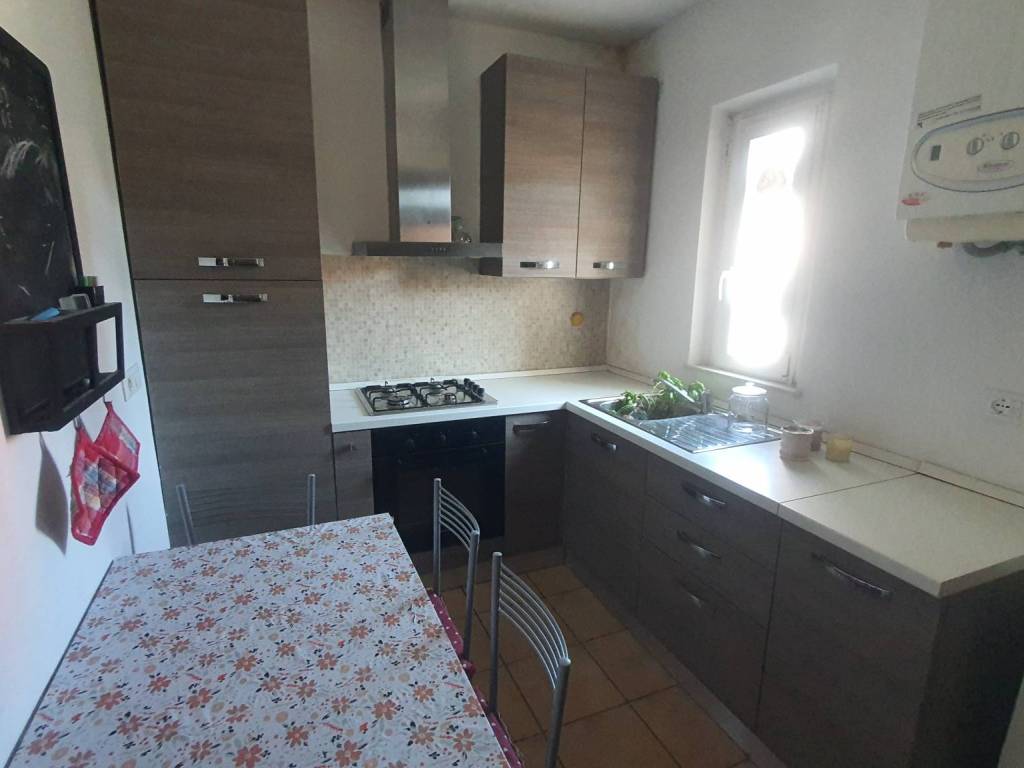 appartamento in affitto a Sarzana