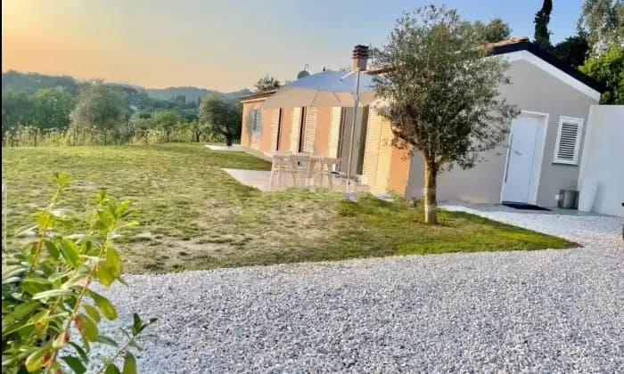 casa indipendente in affitto a Sarzana